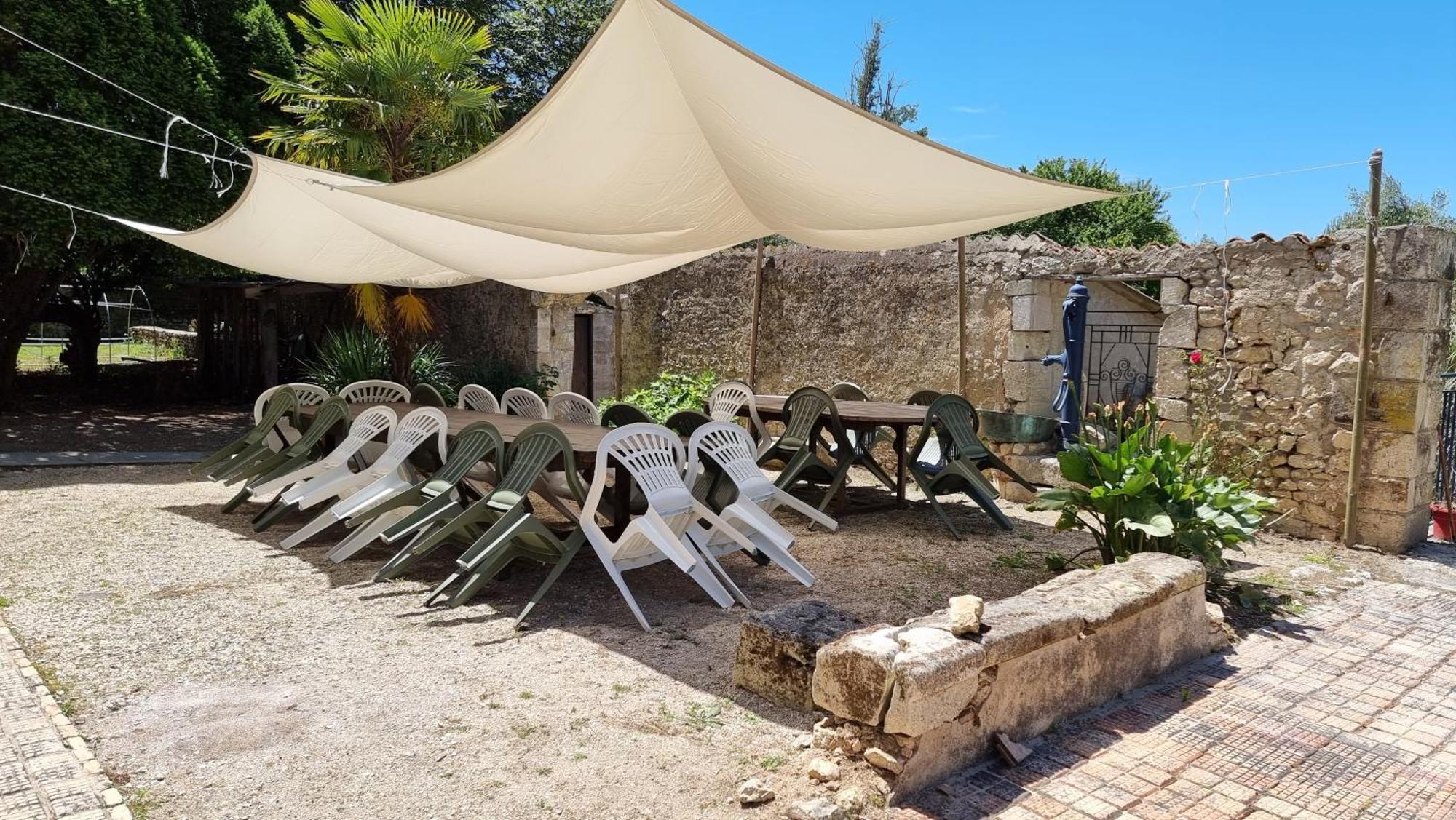 Domaine De Rochebonne Vila Saint-Just-Luzac Exterior foto